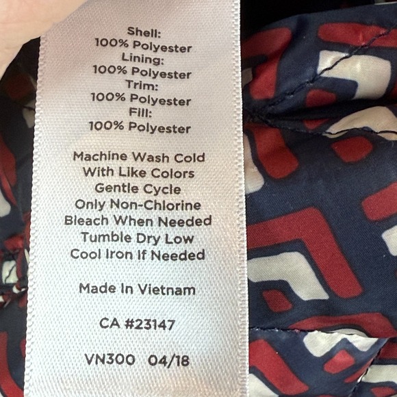 Talbots‎ Jacket Womens XL Red White Geometric Printed Full Zip Quilted Outdoor - Picture 6 of 8